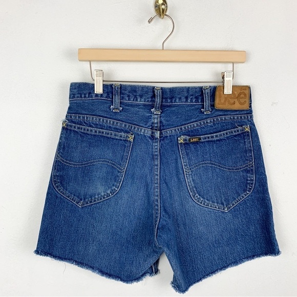 VTG 90s Lee High Waisted Denim Cut Off Shorts Sz 28 - Picture 1 of 8